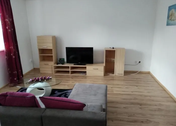 Ferienhaus Apartman Karolina *
